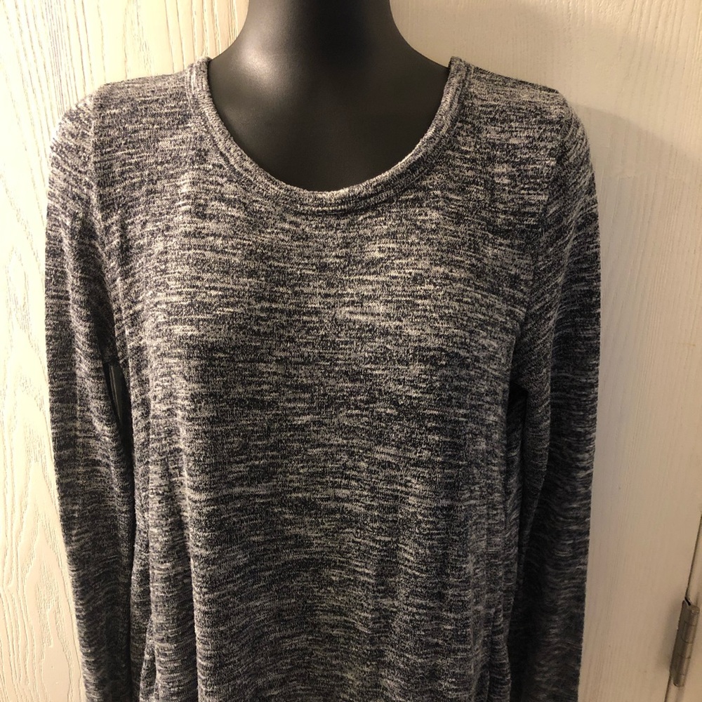 Lightweight grey sweater